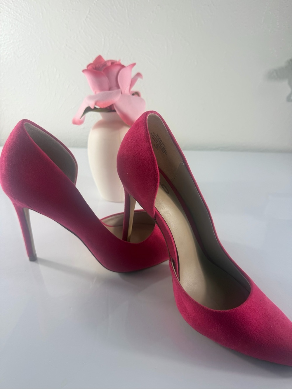Mix No. 6 Fuchsia Faux Suede Pointed-Toe Pumps – Size 6.5M - Picture 2 of 10